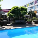 Ibis Styles Hotel 3*