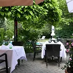 林茨宜必思尚品酒店 酒店 3*