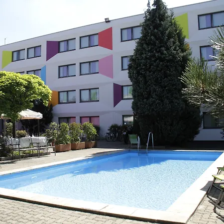 Ibis Styles 3*