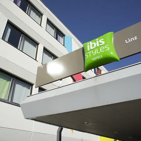 Ibis Styles Linec