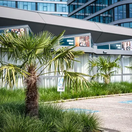 Ibis Styles Hotel 3*