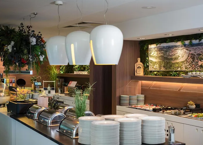 酒店 林茨宜必思尚品酒店 3*