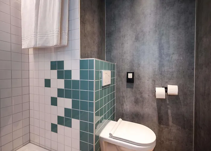 酒店 林茨宜必思尚品酒店 3*